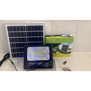 Đèn Pha Năng Lượng Mặt Trời  60W
