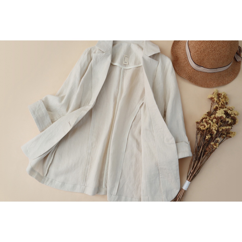Áo vest linen KACHISA màu kem tay lỡ