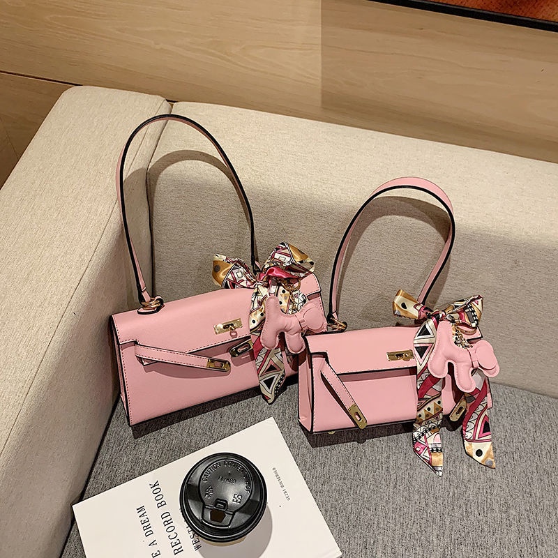 Túi Xách Đeo Vai / Kẹp Nách Bằng Lụa Sức Chứa Lớn Mẫu Mới 2022 Chất Lượng Cao Cho Nữ