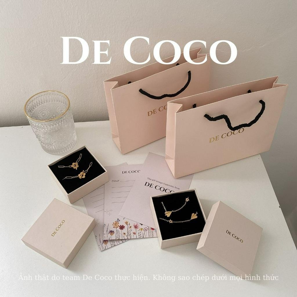 Túi giấy và thiệp viết tay DECOCO ACC thiết kế riêng tiệm trang sức De Coco mang đi tặng