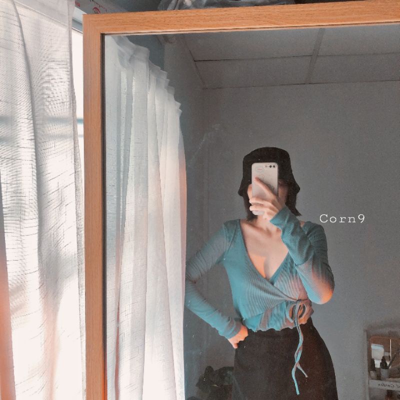 [Corn9] Áo Croptop Đắp Chéo thắt dây eo Cuốn biên