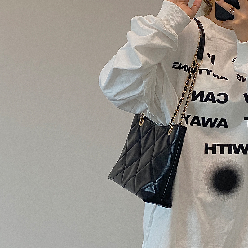 Túi xách đeo chéo thời trang dễ thương cho nữ IELGY