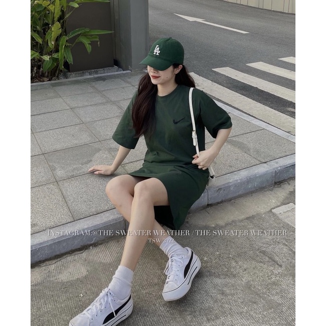 (Ảnh thật) Váy phông dáng suông mặt tuyết thêu logo the.sweaterweather TSW