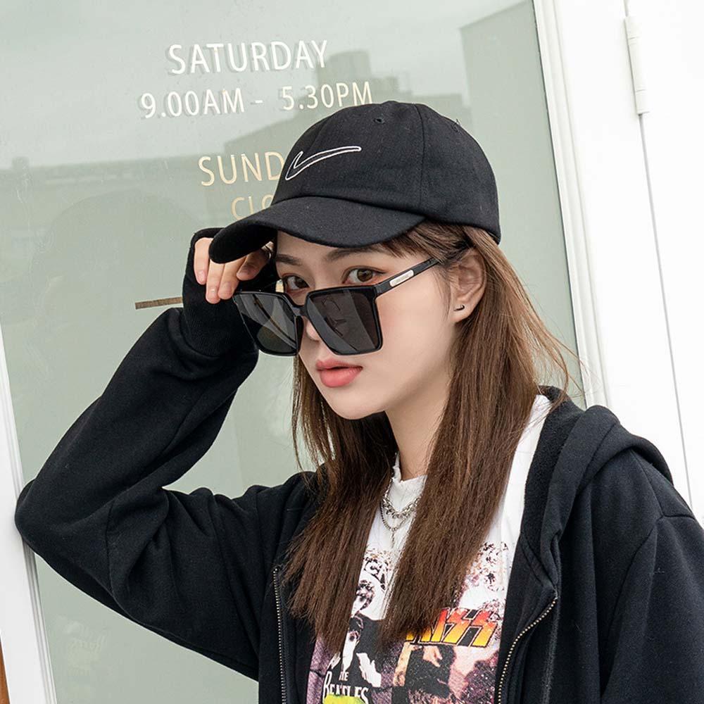 Kính Mát Gọng Vuông Oversize Màu Gradient Phong Cách Hàn Quốc Dễ Phối Đồ Thời Trang Cho Nữ