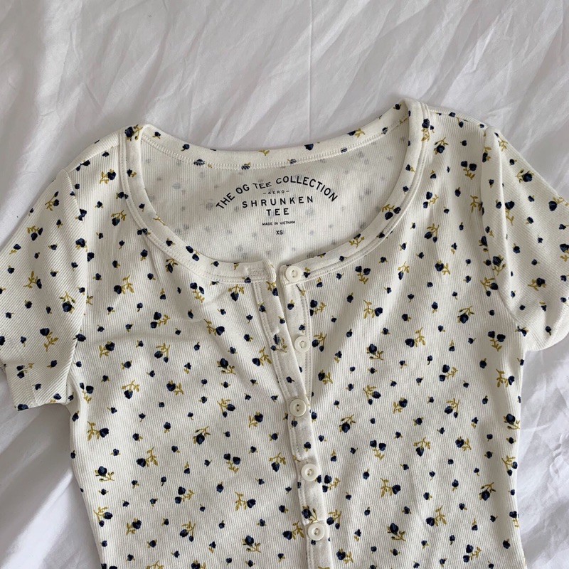 Áo Aero Button Front Croptop VNXK