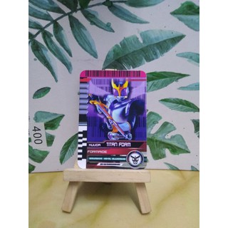 Thẻ bài sưu tầm card in kamen rider Decade đọc được 2 mặt trong Driver Kamen Rider Kuuga