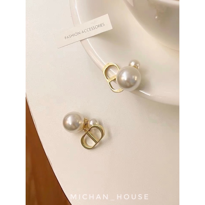 Hoa tai đính ngọc trai nhân tạo sang trọng, cá tính