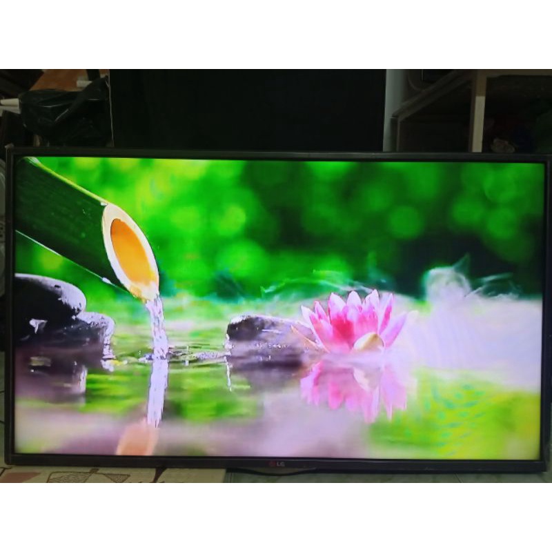 [TiVi Led Siêu Mỏng 42" LG Full HD + Kèm Bát Treo Tường Thanh Lý]