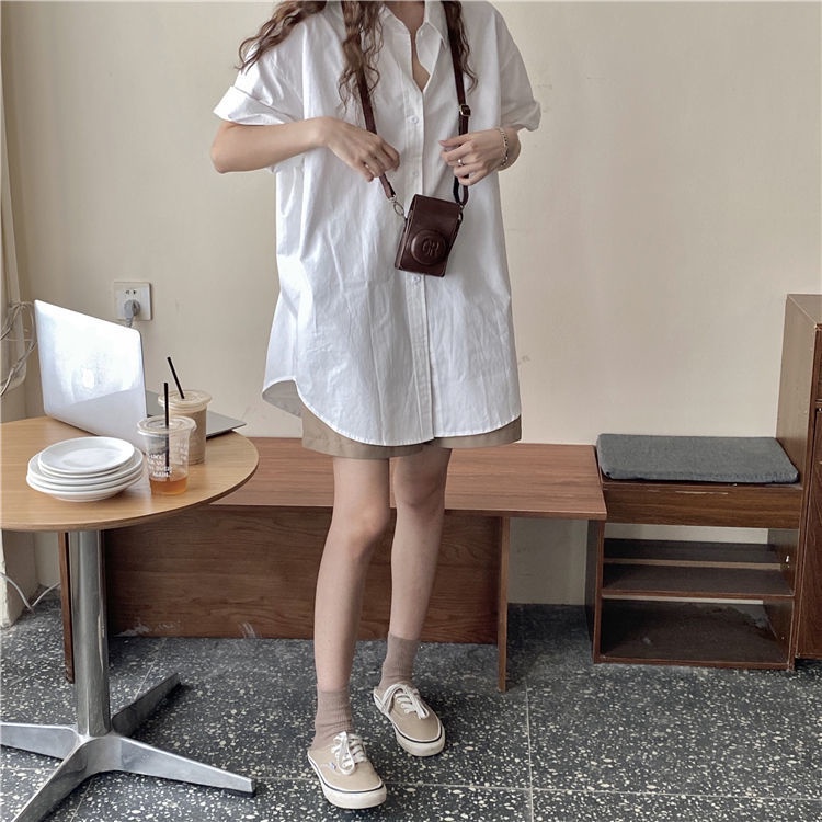 Áo sơ mi tay ngắn thêu hình gấu đơn giản phong cách retro dành cho nữ