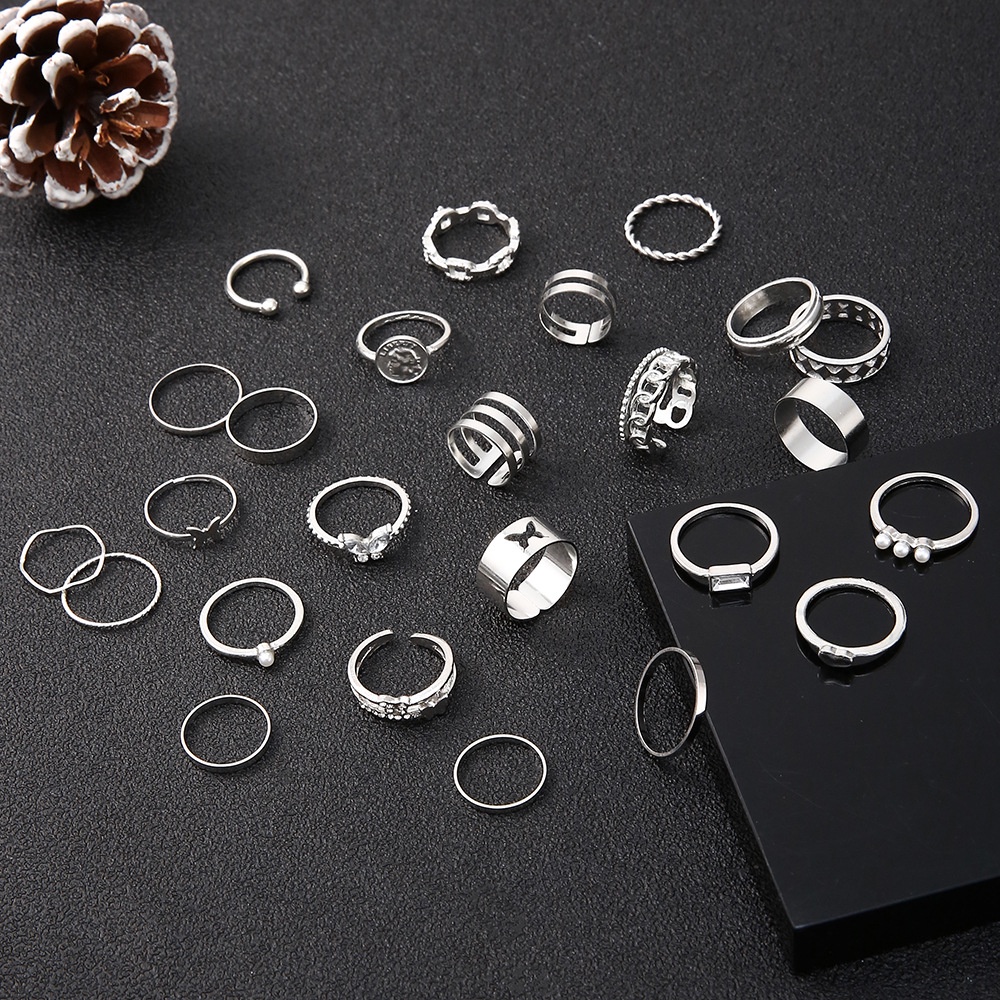 1 Bộ Nhẫn Đeo Chéo Hình Mạng Nhện Rắn Mặt Trăng Ngôi Sao Thời Trang Phong Cách Gothic