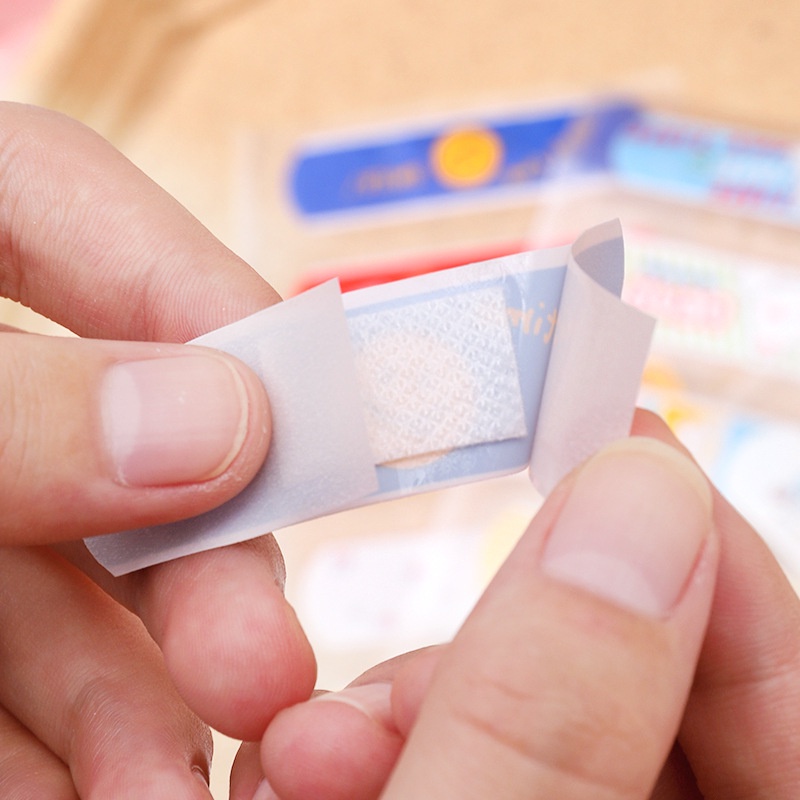 Băng Keo Cá Nhân Hình Dễ Thương Hộp 20 Cái