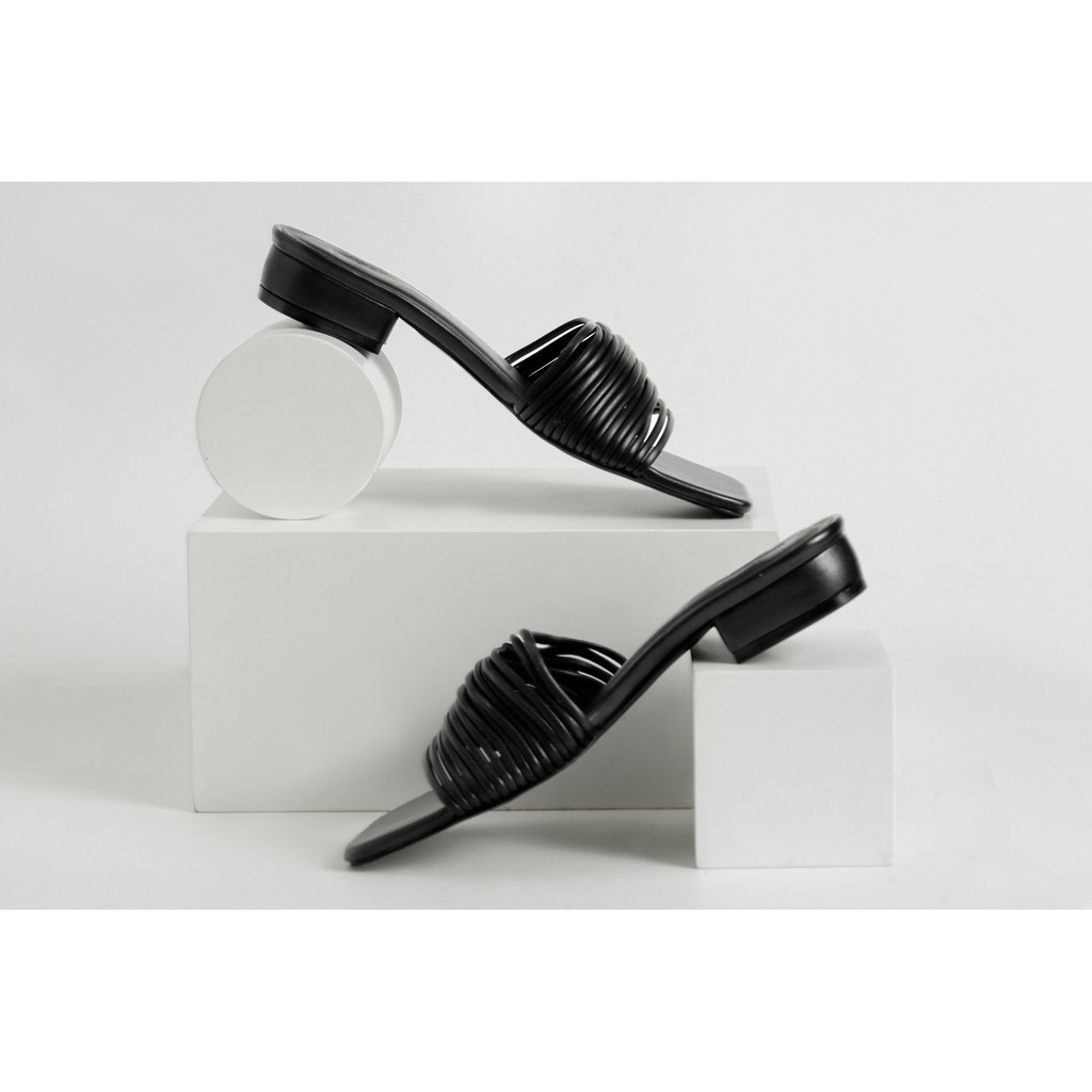 OLV - Dép Cora Heels in Black