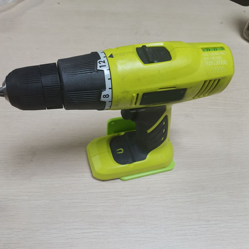 Bộ 4 Giá Đỡ Pin Ryobi 18V + 2 Phụ Kiện Đi Kèm