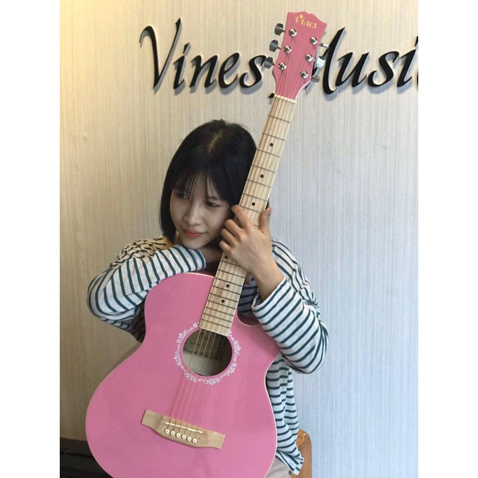 Đàn guitar màu Hồng Giá Tốt, Bấm không đau tay - Sol.G