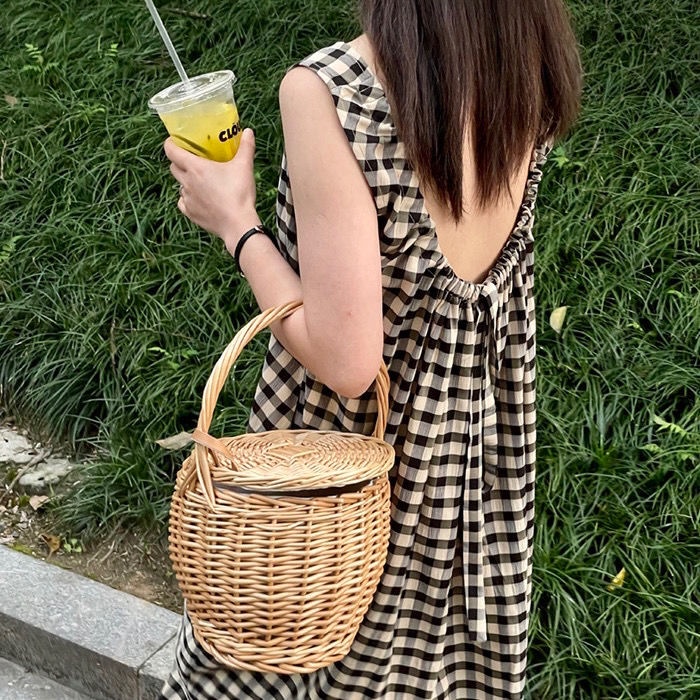 Đầm Dây Rút Xẻ Tà Không Tay Họa Tiết Sọc Caro Phong Cách Hàn Quốc Thời Trang