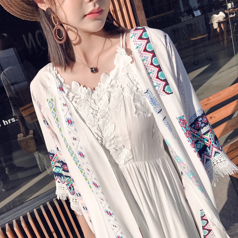CARDIGAN TRẮNG HỌA TIẾT