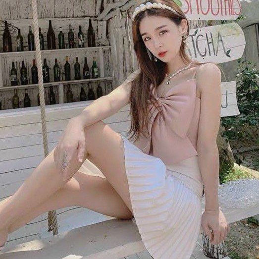 Áo 2 dây nơ to sang chảnh