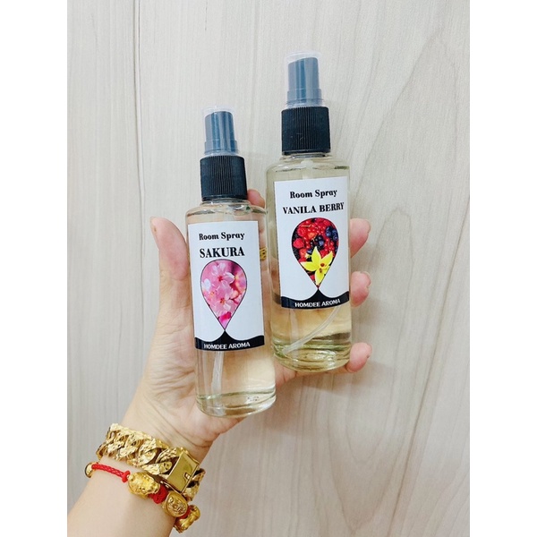 Tinh dầu xịt thơm phòng thái lan
