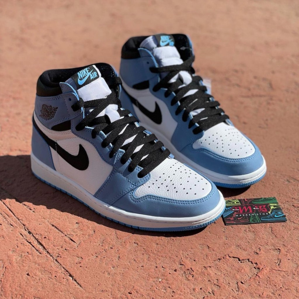 [Mã FASHIONXANH44 giảm 10% tối đa 30k đơn từ 99k] GIÀY THỂ THAO NAM NỮ CỔ CAO ĐEN TRẮNG HOT TREND | BigBuy360 - bigbuy360.vn