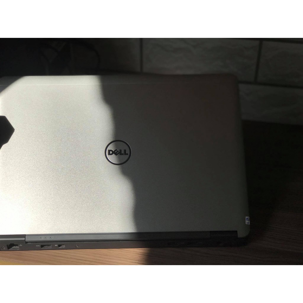 (Siêu Phẩm Ultrabook-Siêu Nhẹ-Siêu Bền) Laptop Dell Latitude E7440 i7 4600U, 8Gb Ram, SSD 256GB (Tặng kèm Full phụ kiện)