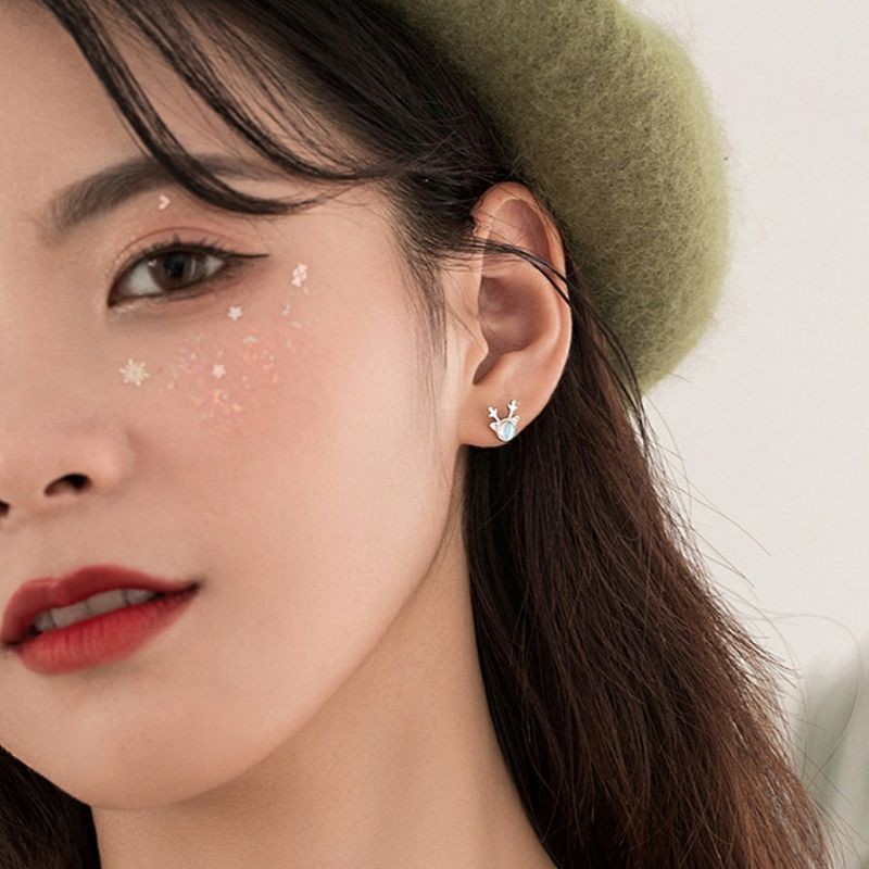 Bông tai tỳ hưu đá moonstone nhân tạo100% bạc s925