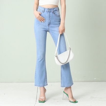 Quần Jean Nữ Ống Loe Cạp Cao Co Giãn Trơn Gấu Thường CT JEANS