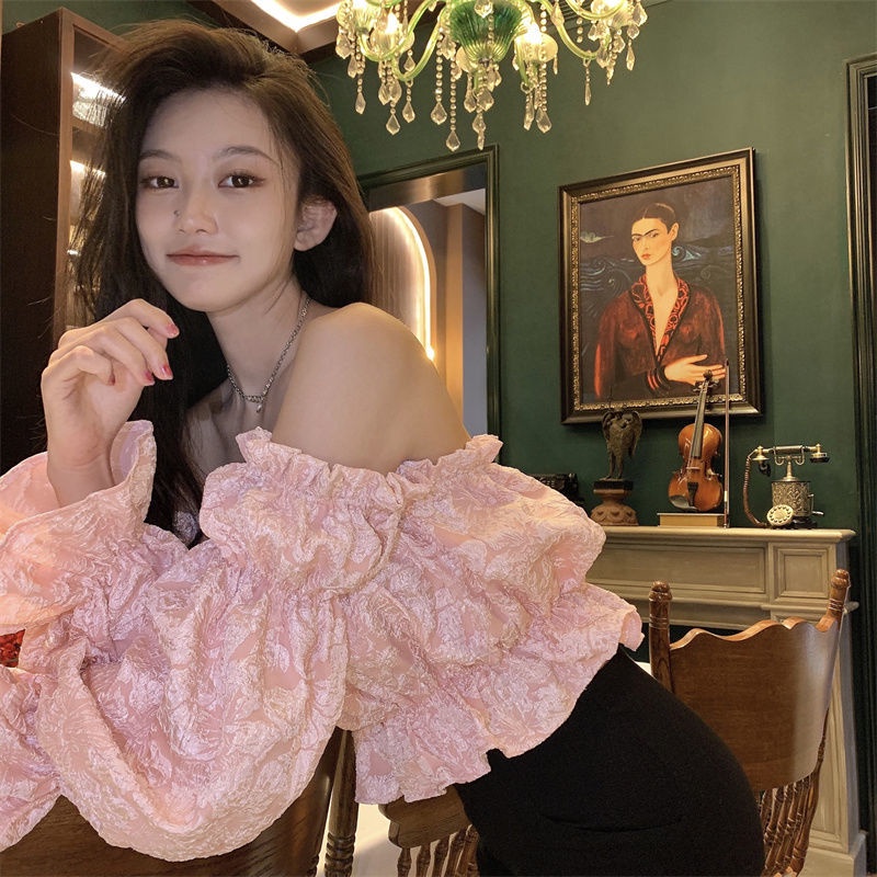  Áo croptop dài tay trễ vai xinh xắn dành cho nữ | BigBuy360 - bigbuy360.vn
