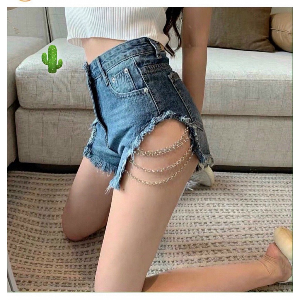 QUẦN SHORT JEAN ĐÍNH XÍCH 2 BÊN HÔNG CẠP CAO MẪU MỚI