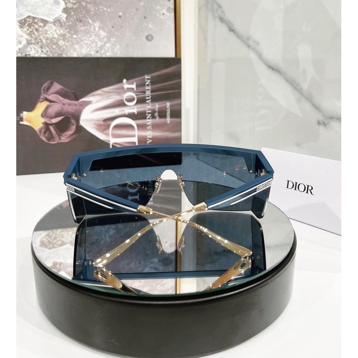 KÍNH THỜI TRANG DIOR