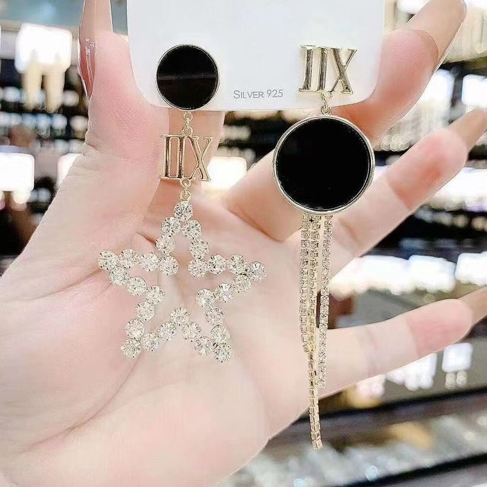 ❤zheting❤ Tai Ngôi Sao Năm Cánh Bất Đối Xứng Màu Đen Phong Cách Hàn Quốc Khí Chất niche