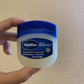 Sáp dưỡng ẩm Vaseline