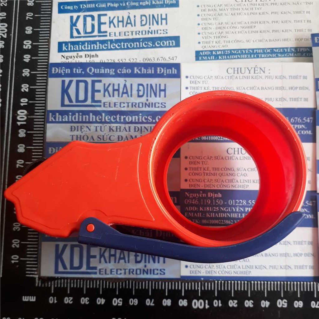 DỤNG CỤ GIỮ CUỘN KEO ĐÓNG THÙNG kde3926