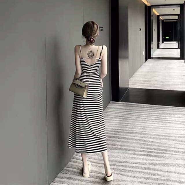 Maxi hai dây xẻ tà có sẵn kèm ảnh thật