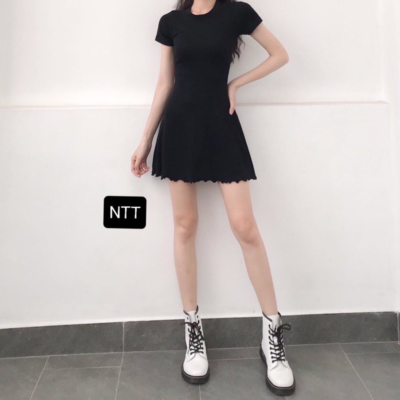 ĐẦM DÁNG XOÈ CUỐN BIÊN HÌNH THẬT XINH SẮN