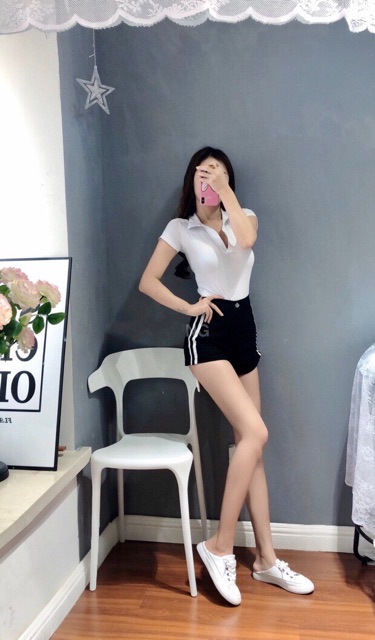 Áo thun bozip - kiểu áo có cổ đức