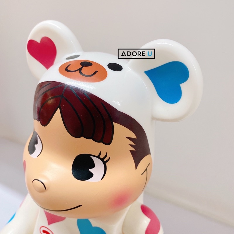 Tượng Bearbrick Milky Peko 400%