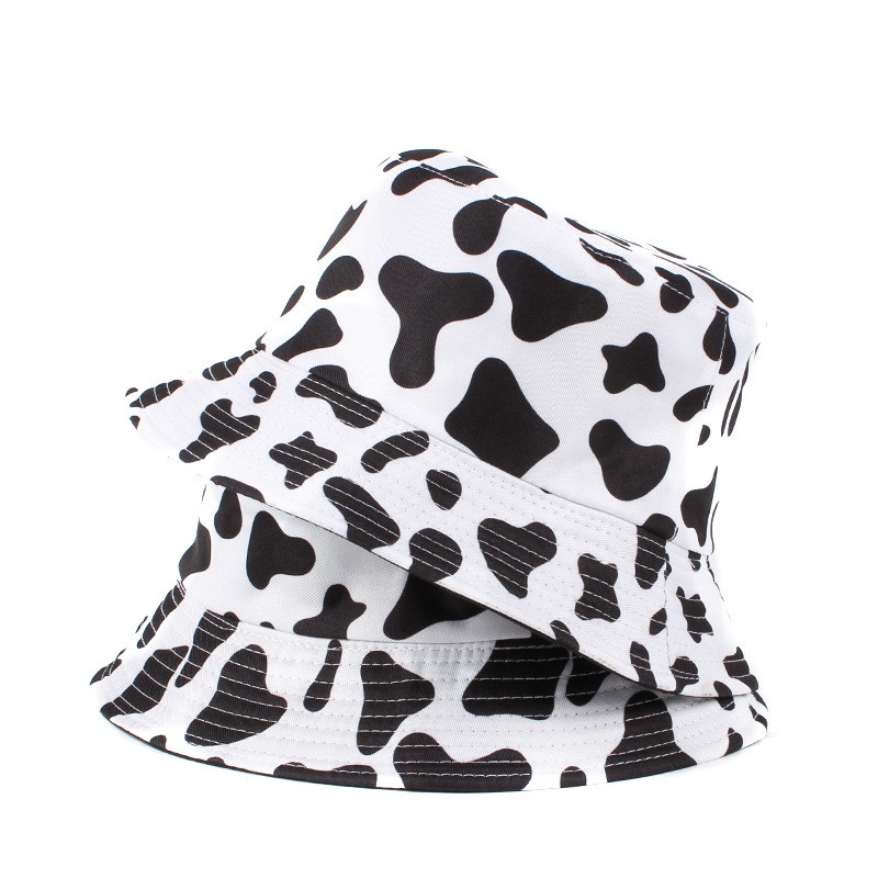 Mũ bucket rộng vành in hình đen trằng, nón tròn họa tiết bò sữa hot trend 2021.