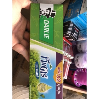 Kem đánh răng darlie trà xanh 2 tuýp thái lan