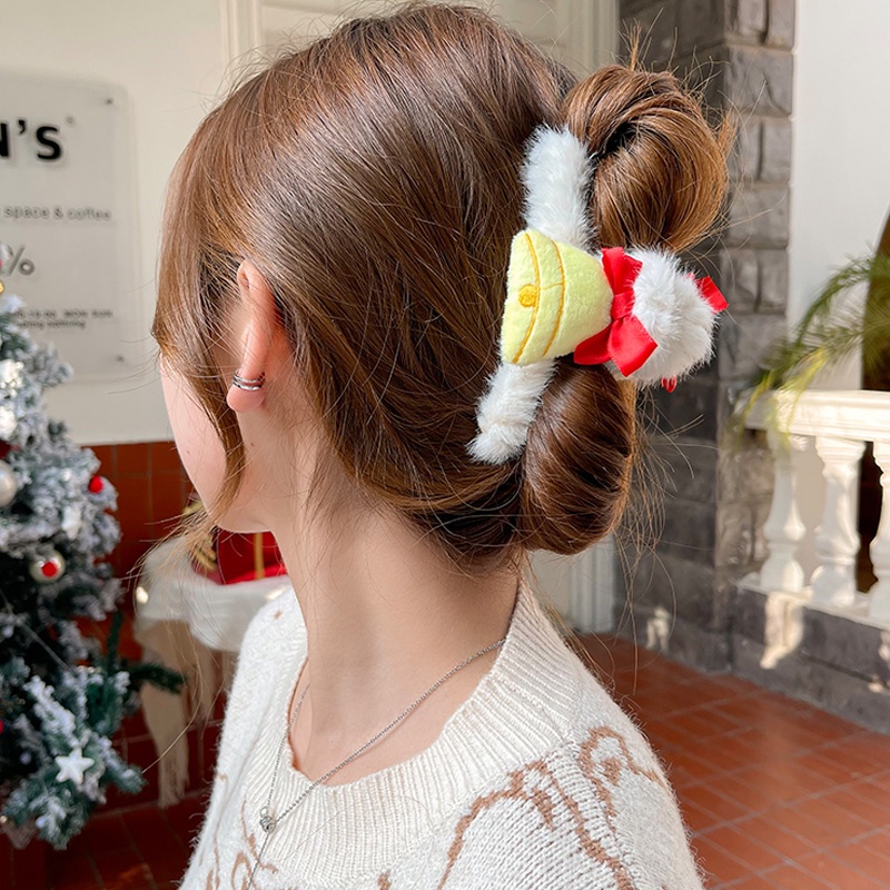 Kẹp tóc hình vuốt cá mập bằng lông nhung phong cách giáng sinh 2021