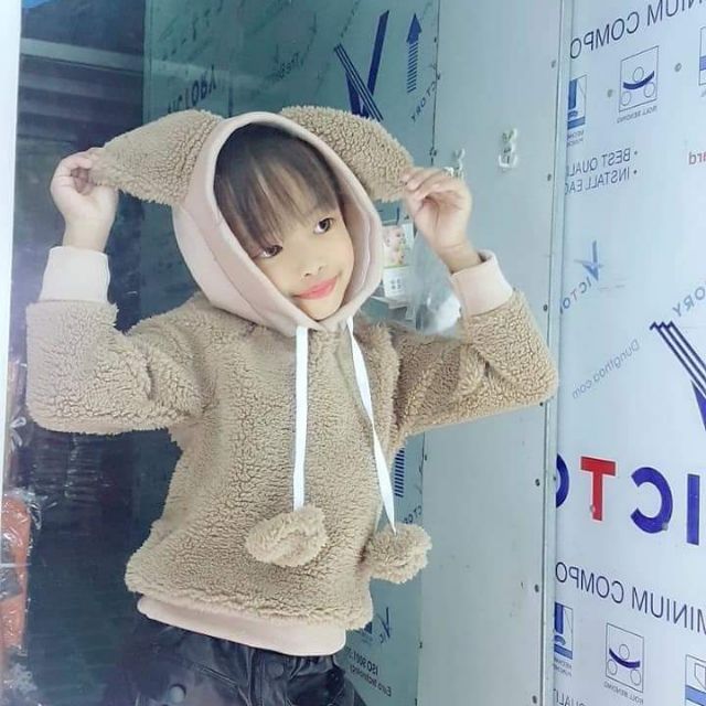 Quần áo trẻ em
