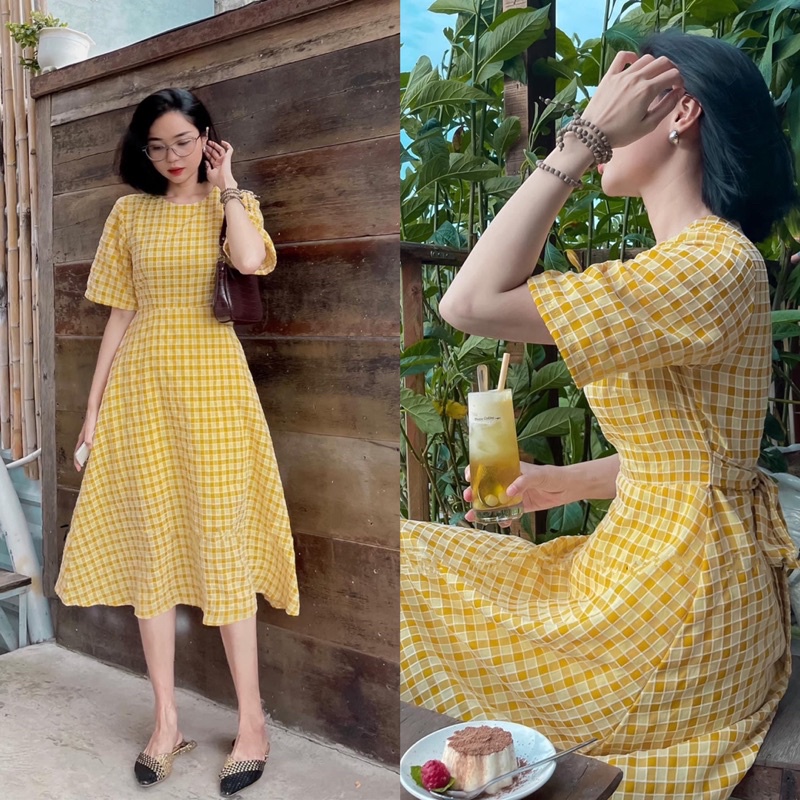 Váy xoè kẻ ô 320k -> 220k