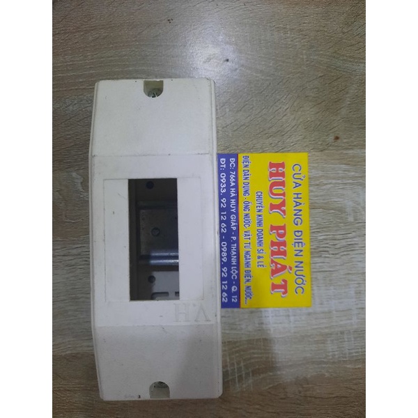 Hộp nổi đựng CB cóc,tép,2pha,3pha vĩnh hưng