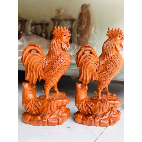 Tượng con gà gỗ hương cao 30cm
