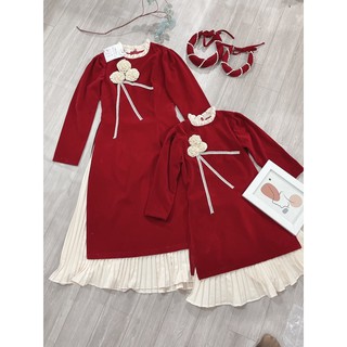 Áo dài mẹ con hoa ren