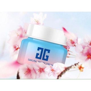 Kem hoa anh đào sakura (sale k vỏ)