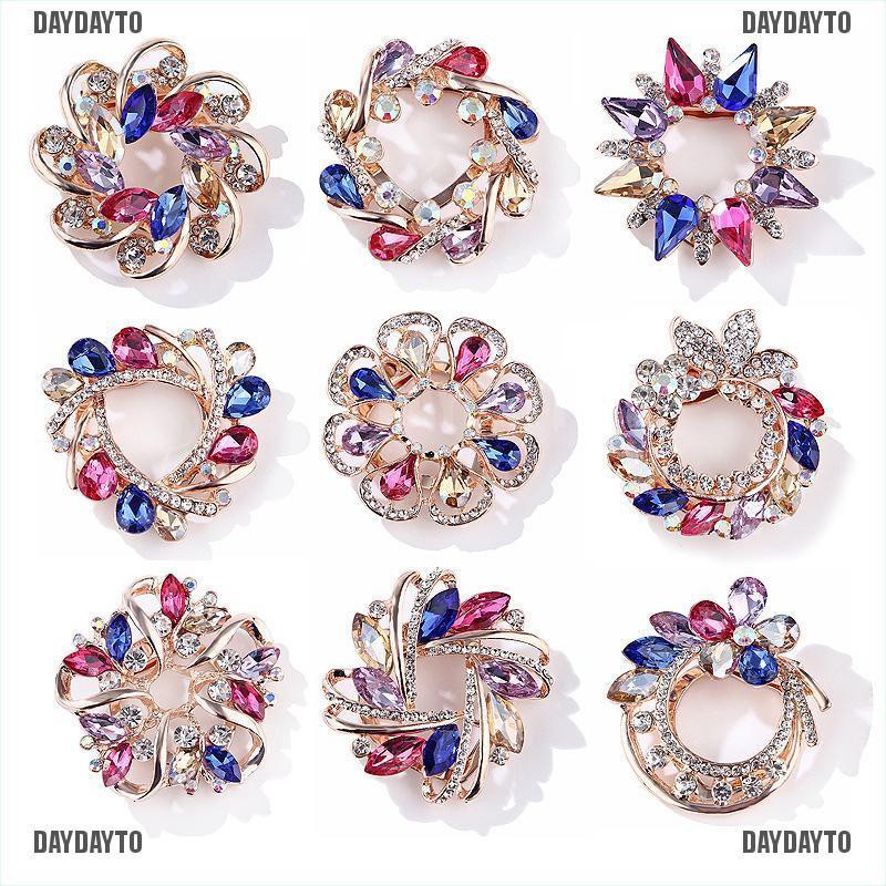Ghim Cài Áo Hình Vòng Hoa Đính Đá Nhiều Màu Thời Trang