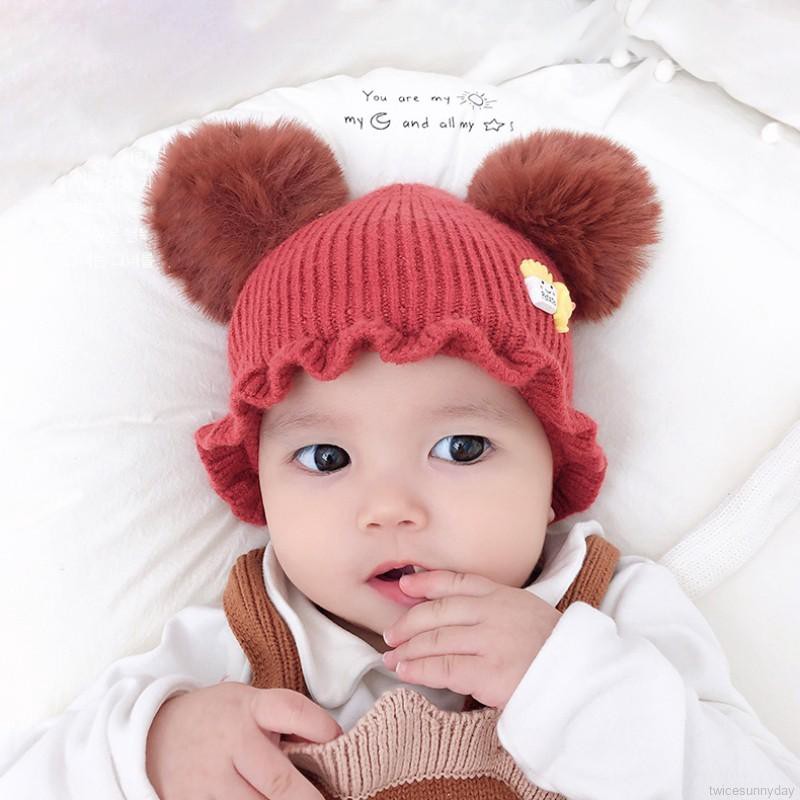 Mũ chóp nhọn đính bóng nhung dễ thương cho bé