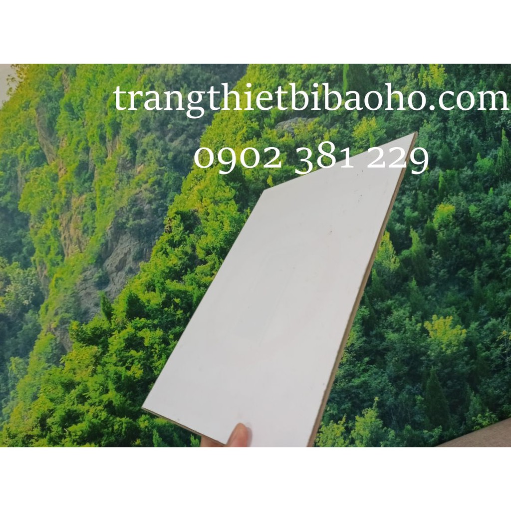 Biển báo mica Cấm mở cửa (Do not open the door) kích thước 20 x30cm