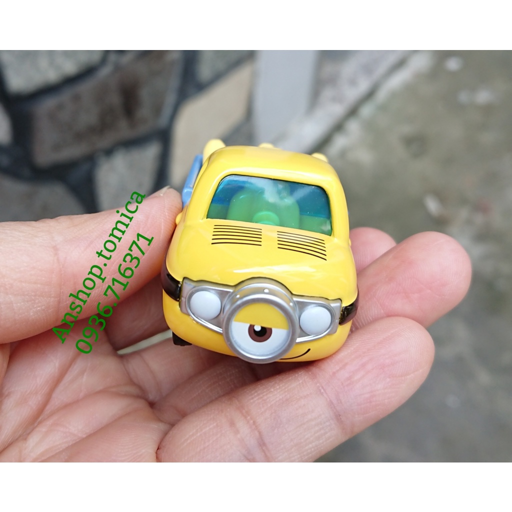 Xe mô hình tĩnh tomica Nhật bản - Minions