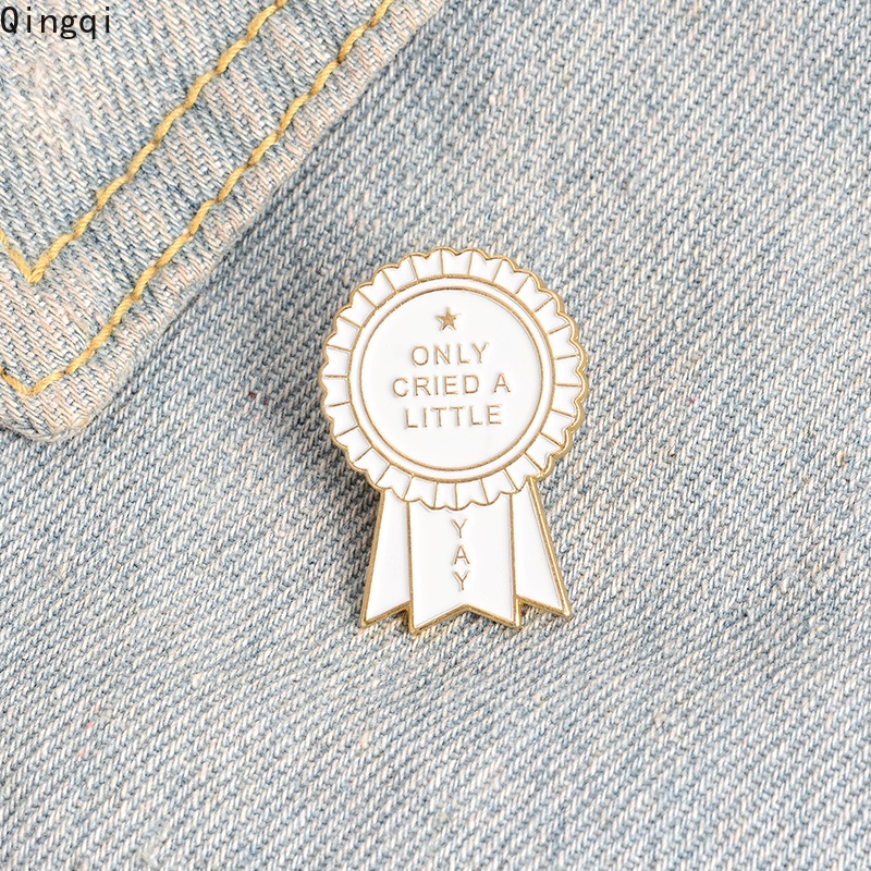 Huy hiệu cài áo Miss Zoe tráng men họa tiết chữ Only Cried A Little